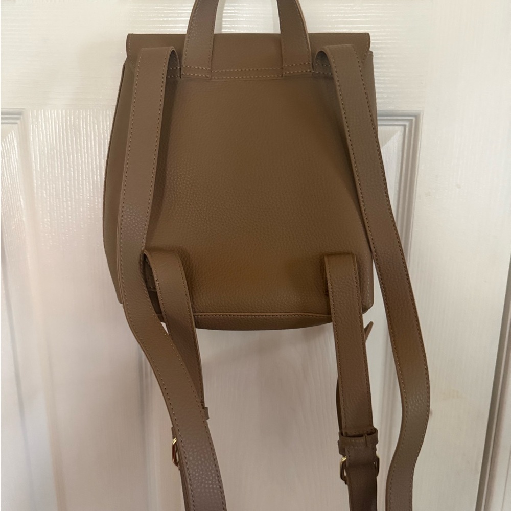 Katie Loxton Brown Pebble Leather Backpack - Picture 2 of 2